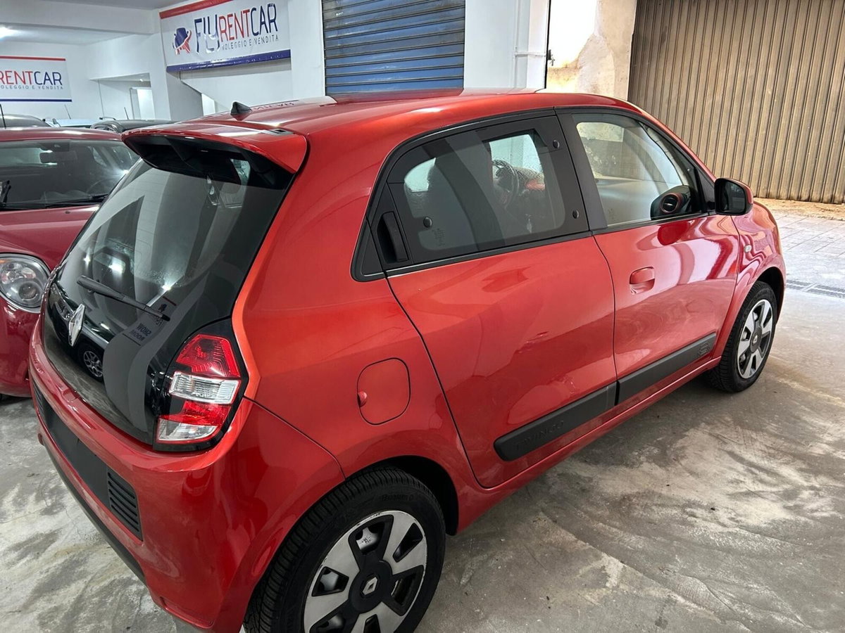 Renault Twingo 1.0 SCe Wave (8)