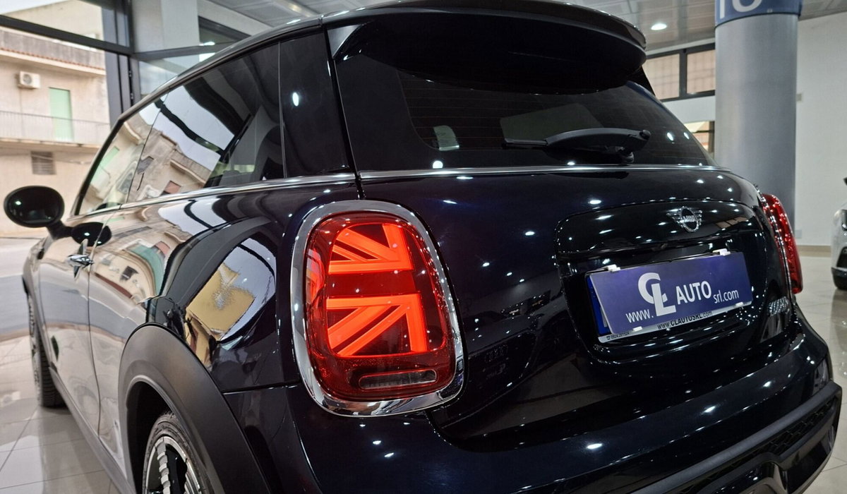 MINI Mini 2.0 Cooper S (2)
