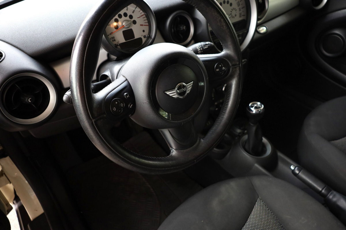MINI Mini 1.6 16V One (55kW) (10)