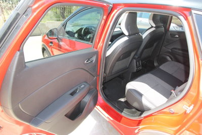 Renault Captur TCe 100 CV GPL FAP Zen (19)