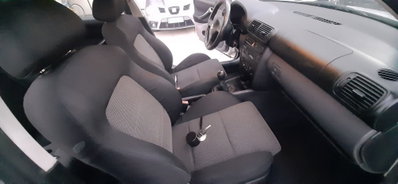 SEAT Leon TDI/110 CV cat Stella (5)