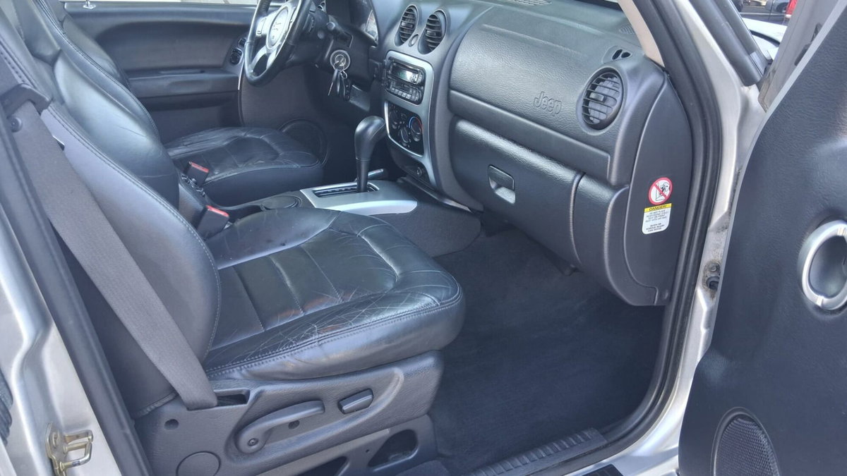 Jeep Cherokee 2.5 CRD Limited (17)