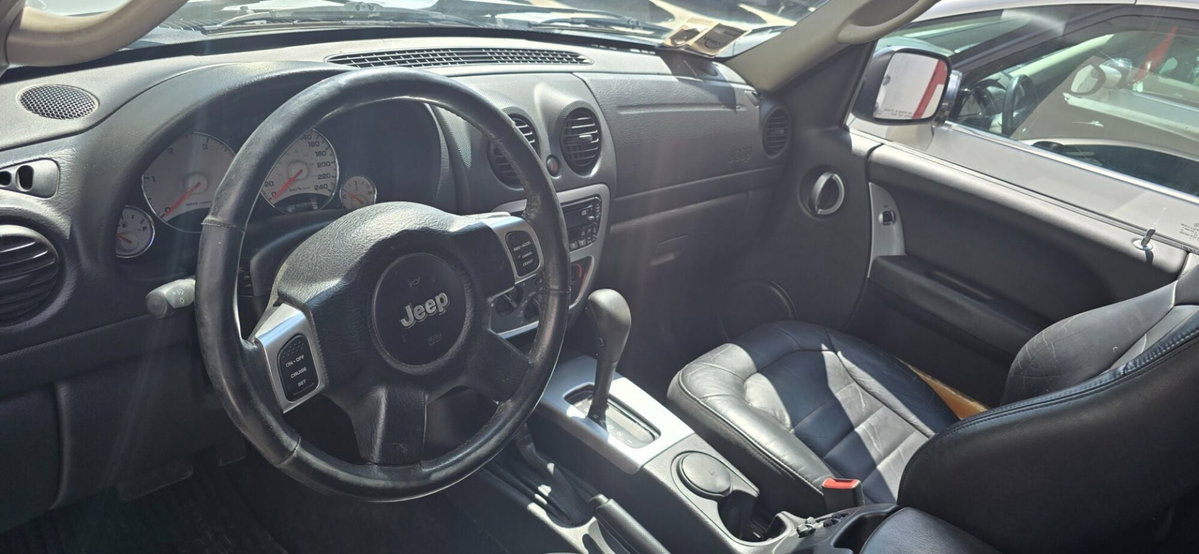 Jeep Cherokee 2.5 CRD Limited (2)