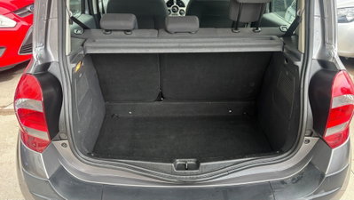 Renault Modus 1.5 dCi 85CV Dynamique (12)