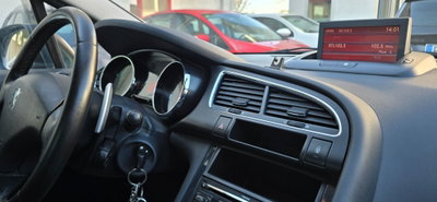 Peugeot 3008 1.6 e-HDi 112CV cambio robotizzato Stop&Start Access (15)