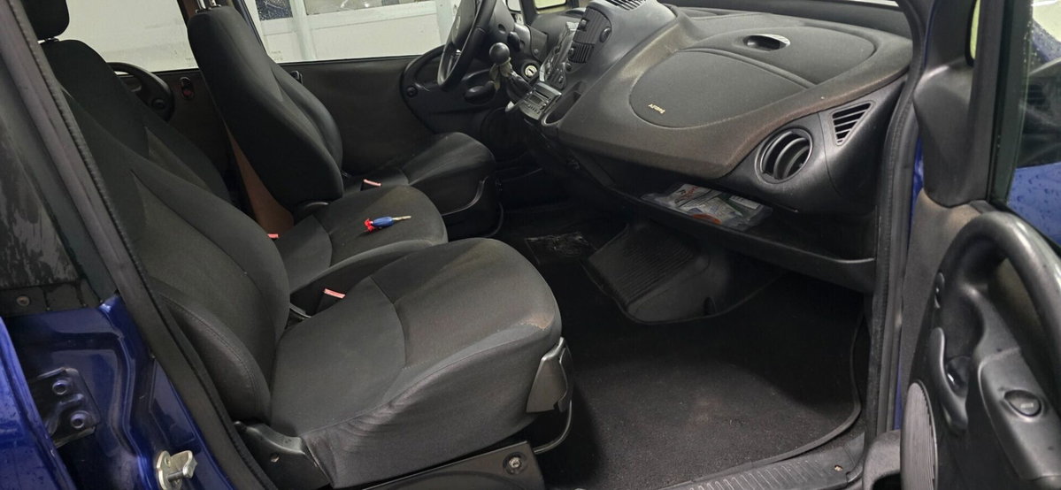 Fiat Multipla 1.6 16V Natural Power Active (4)