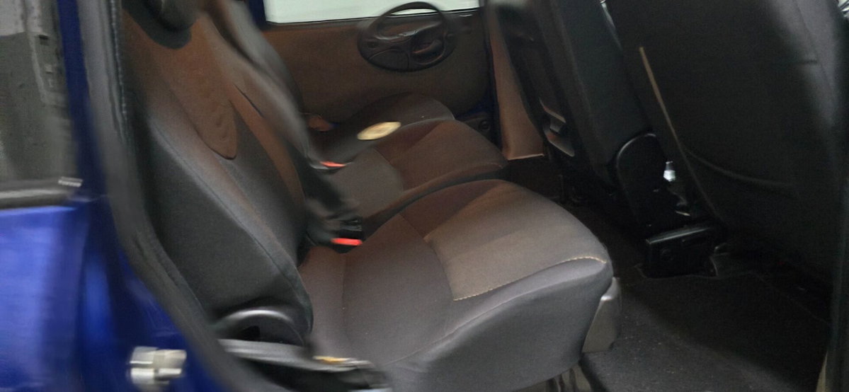 Fiat Multipla 1.6 16V Natural Power Active (6)
