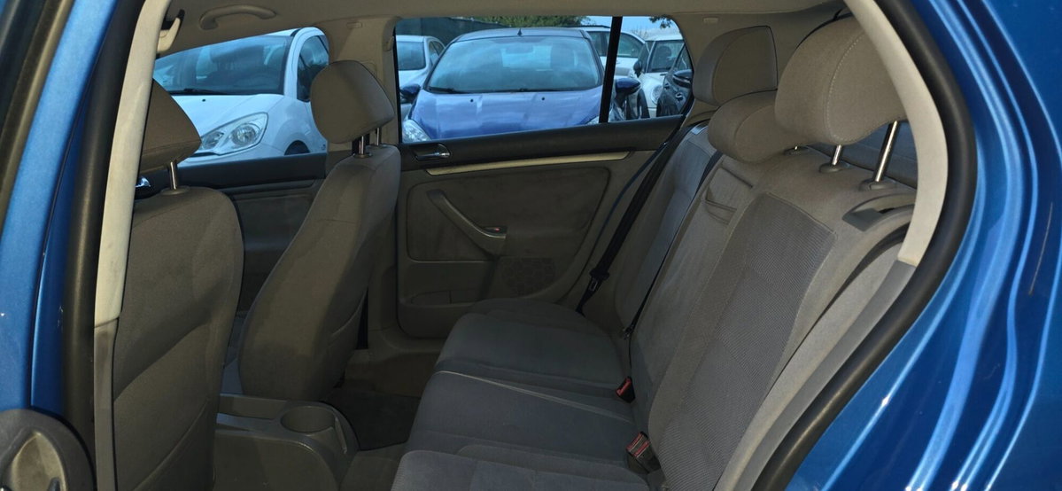 Volkswagen Golf 1.9 TDI 5p. Trendline (20)