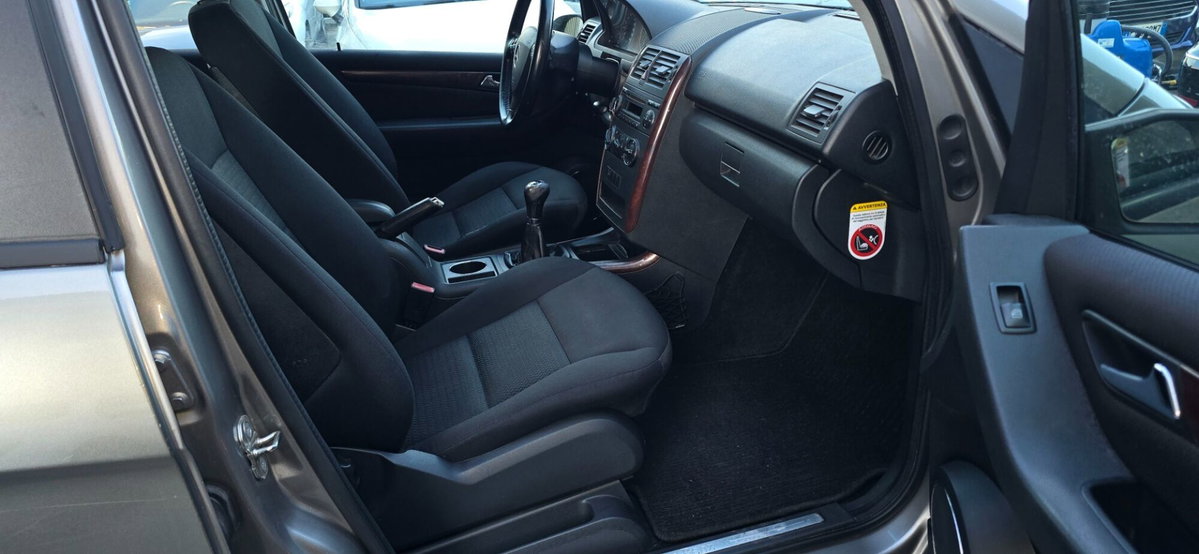 Mercedes-Benz Classe A 180 CDI Classic (12)