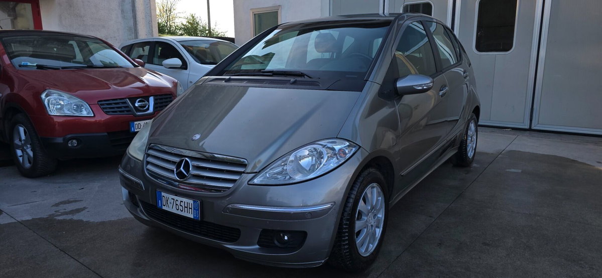 Mercedes-Benz Classe A 180 CDI Classic (18)