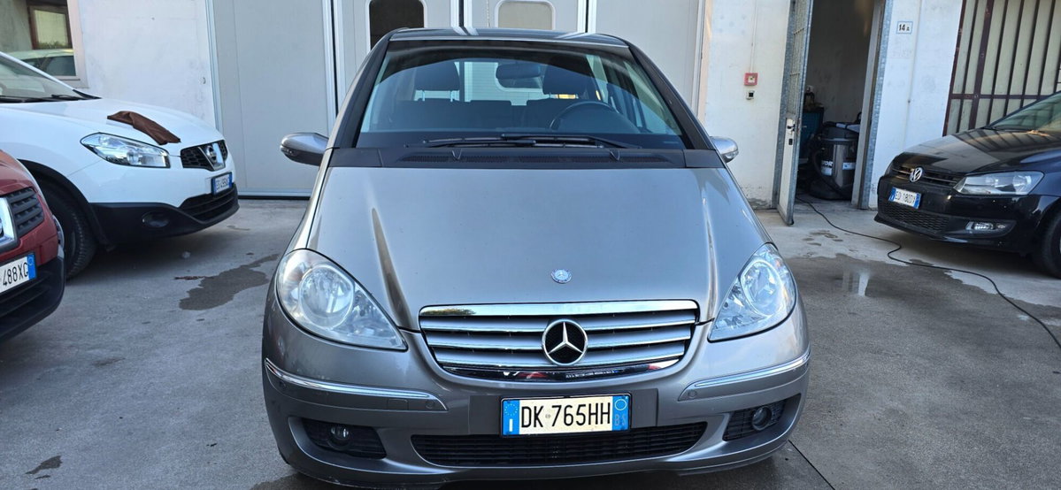 Mercedes-Benz Classe A 180 CDI Classic (2)
