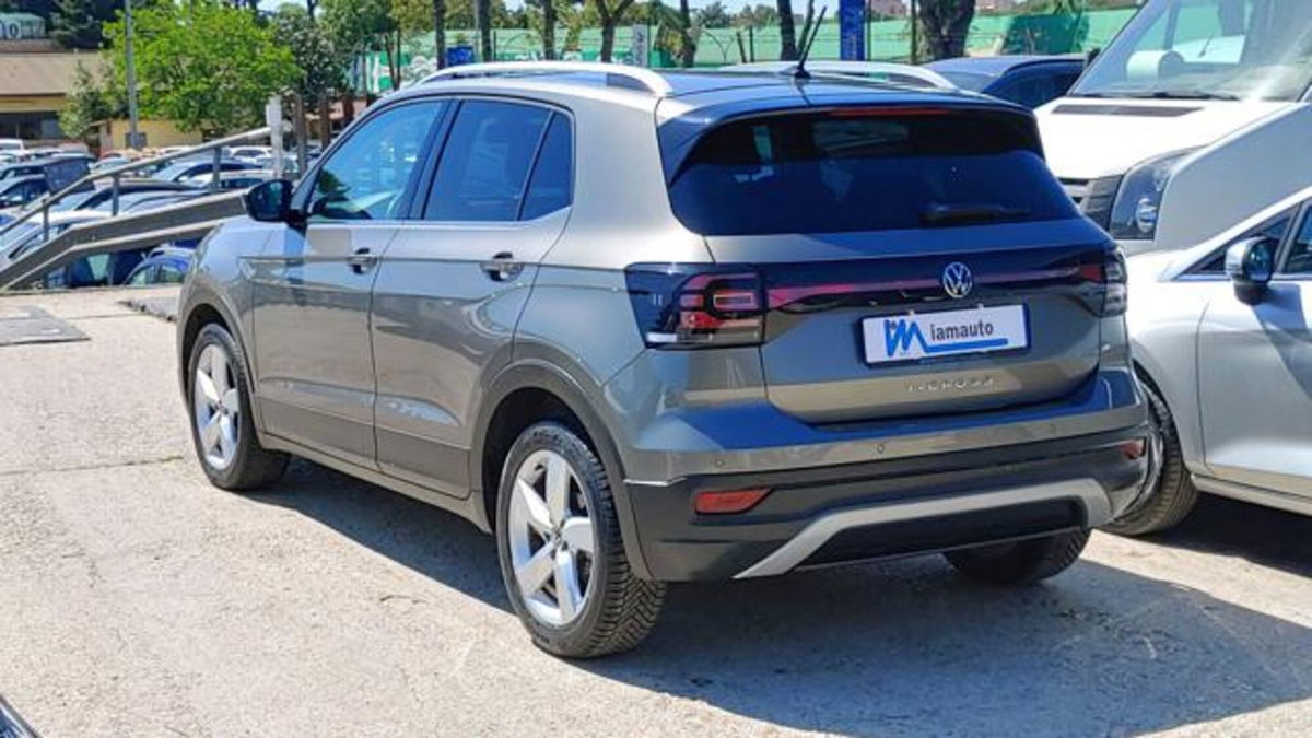 Volkswagen T-Cross 1.0 TSI 110 CV Sport (3)