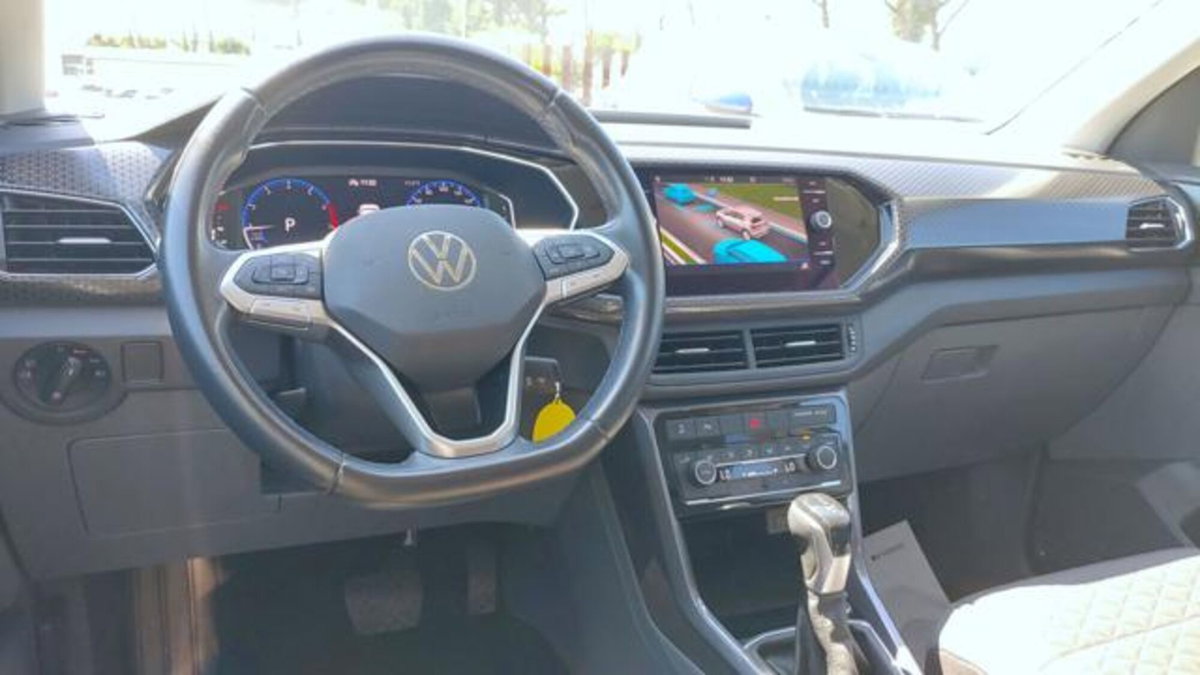 Volkswagen T-Cross 1.0 TSI 110 CV Sport (6)