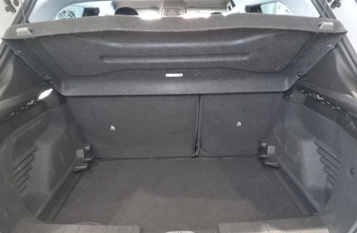 Jeep Avenger 1.2 turbo Summit fwd 100cv (18)