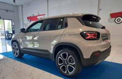 Jeep Avenger 1.2 turbo Summit fwd 100cv (2)