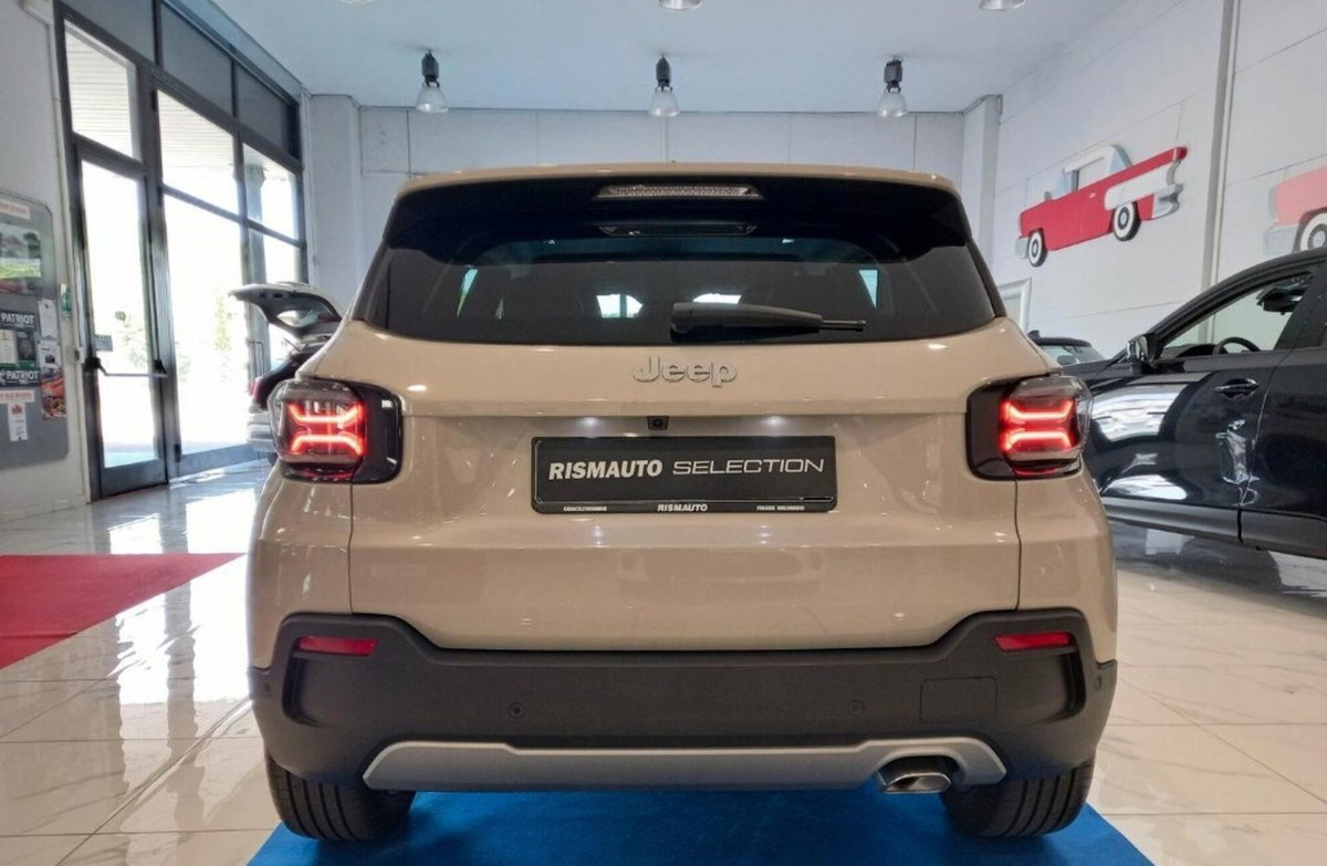 Jeep Avenger 1.2 turbo Summit fwd 100cv (3)