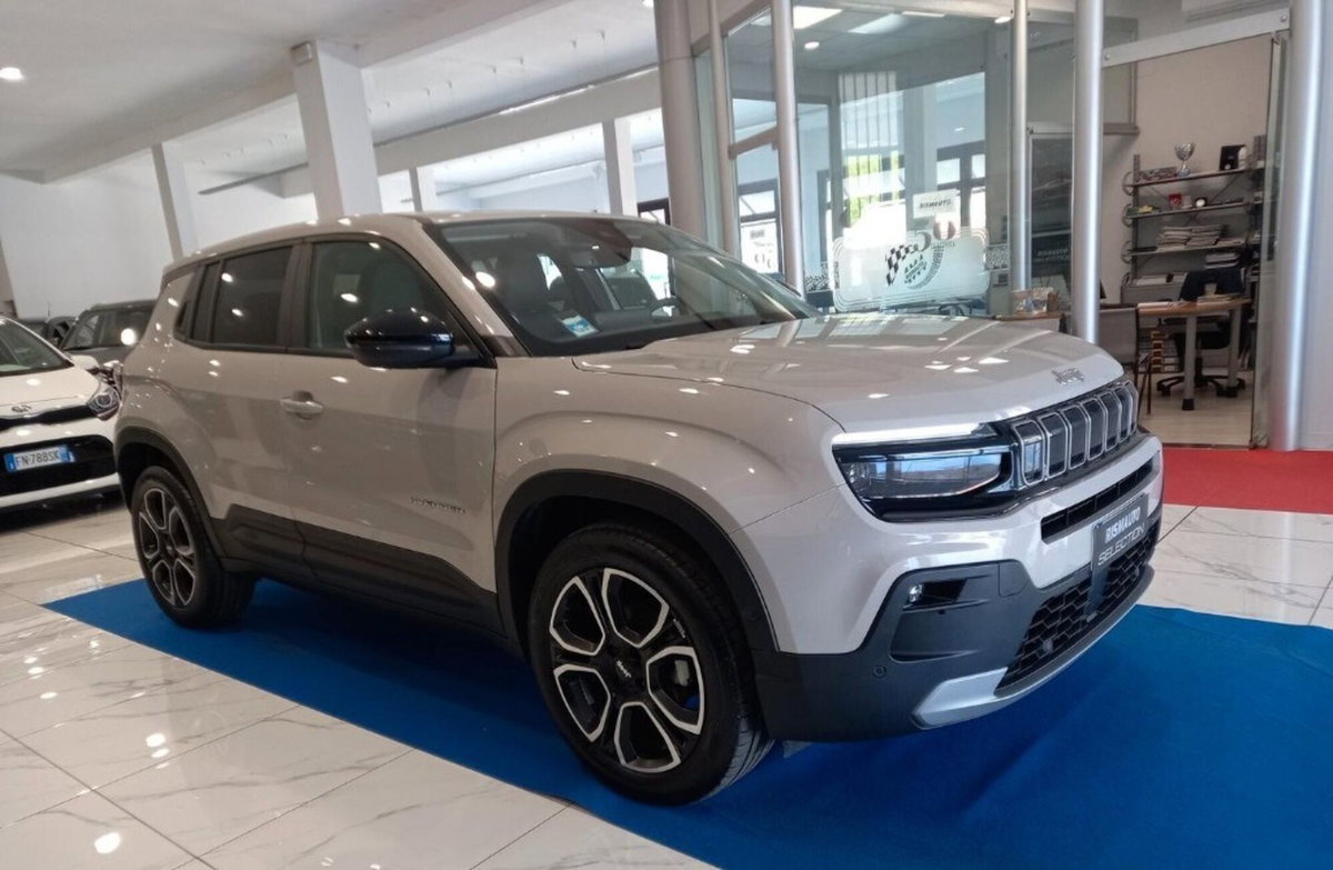 Jeep Avenger 1.2 turbo Summit fwd 100cv (5)