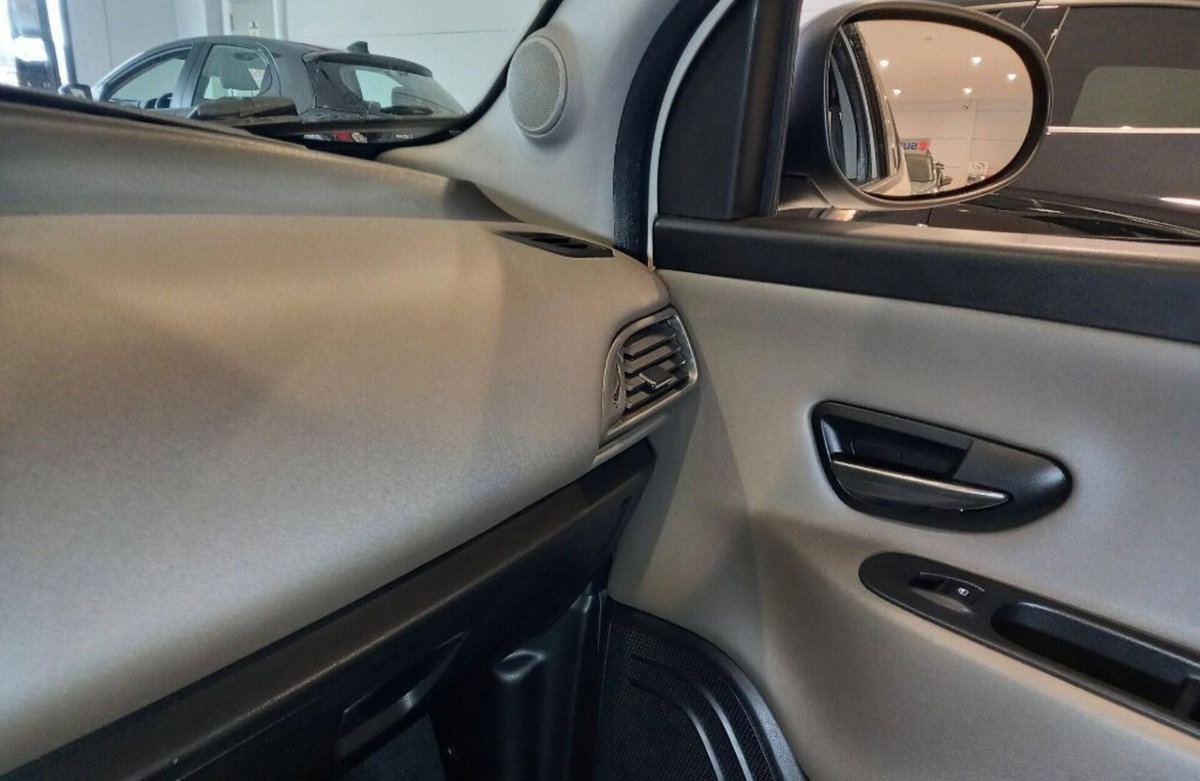 Lancia Ypsilon 1.2 69 CV 5 porte Gold (13)
