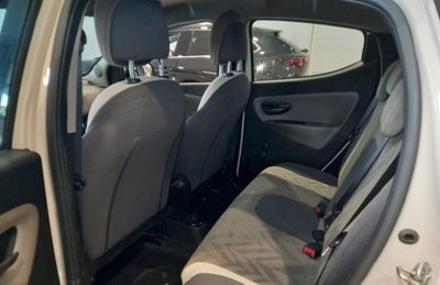 Lancia Ypsilon 1.2 69 CV 5 porte Gold (16)
