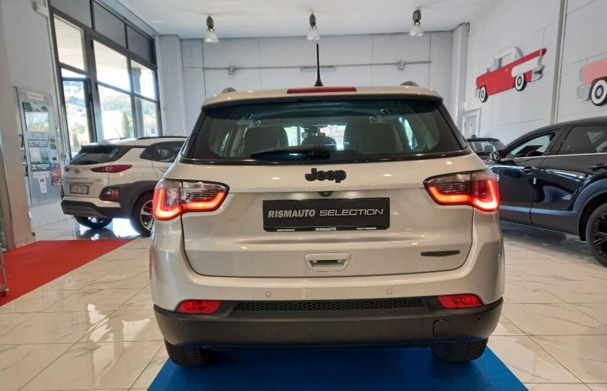 Jeep Compass 1.3 Turbo T4 2WD Night Eagle (3)