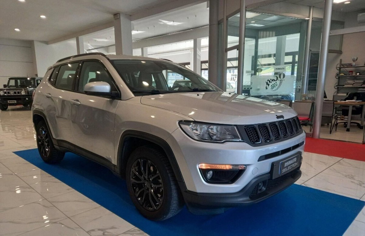 Jeep Compass 1.3 Turbo T4 2WD Night Eagle (5)
