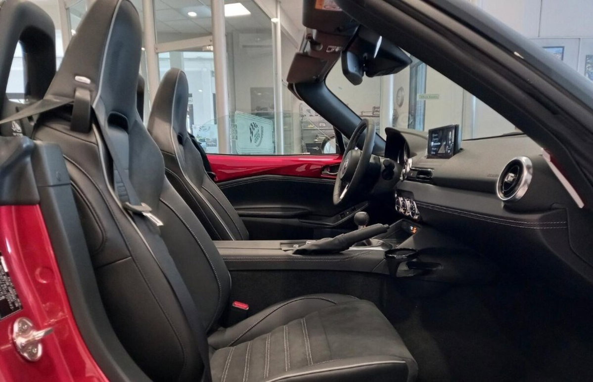 Mazda MX-5 1.5L Skyactiv-G Exceed (11)