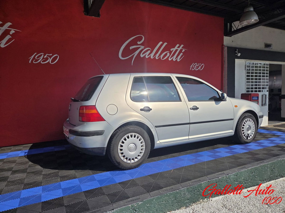 Volkswagen Golf 1.6 cat 3 porte (7)