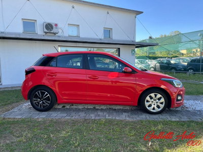 Hyundai i20 1.2 MPI MT GPL ConnectLine (6)