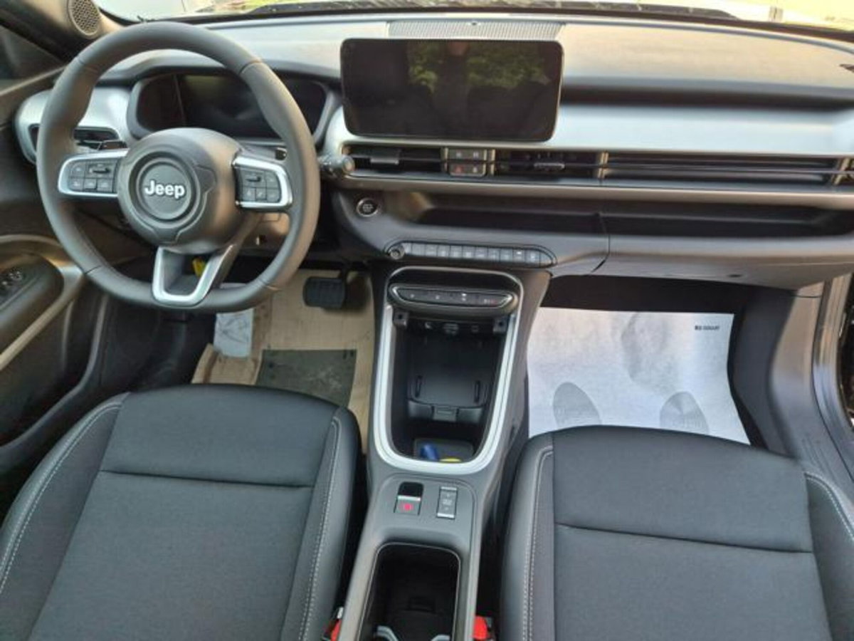 Jeep Avenger 1.2 turbo Summit fwd 100cv (13)