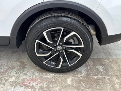 Mg ZS ZS 1.5 Luxury (8)