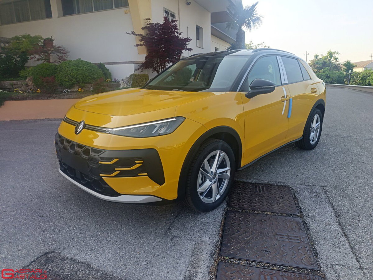 Volkswagen T-Roc 1.5 etsi Life 150cv dsg
