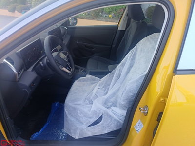 Volkswagen T-Roc 1.5 etsi Life 150cv dsg (5)