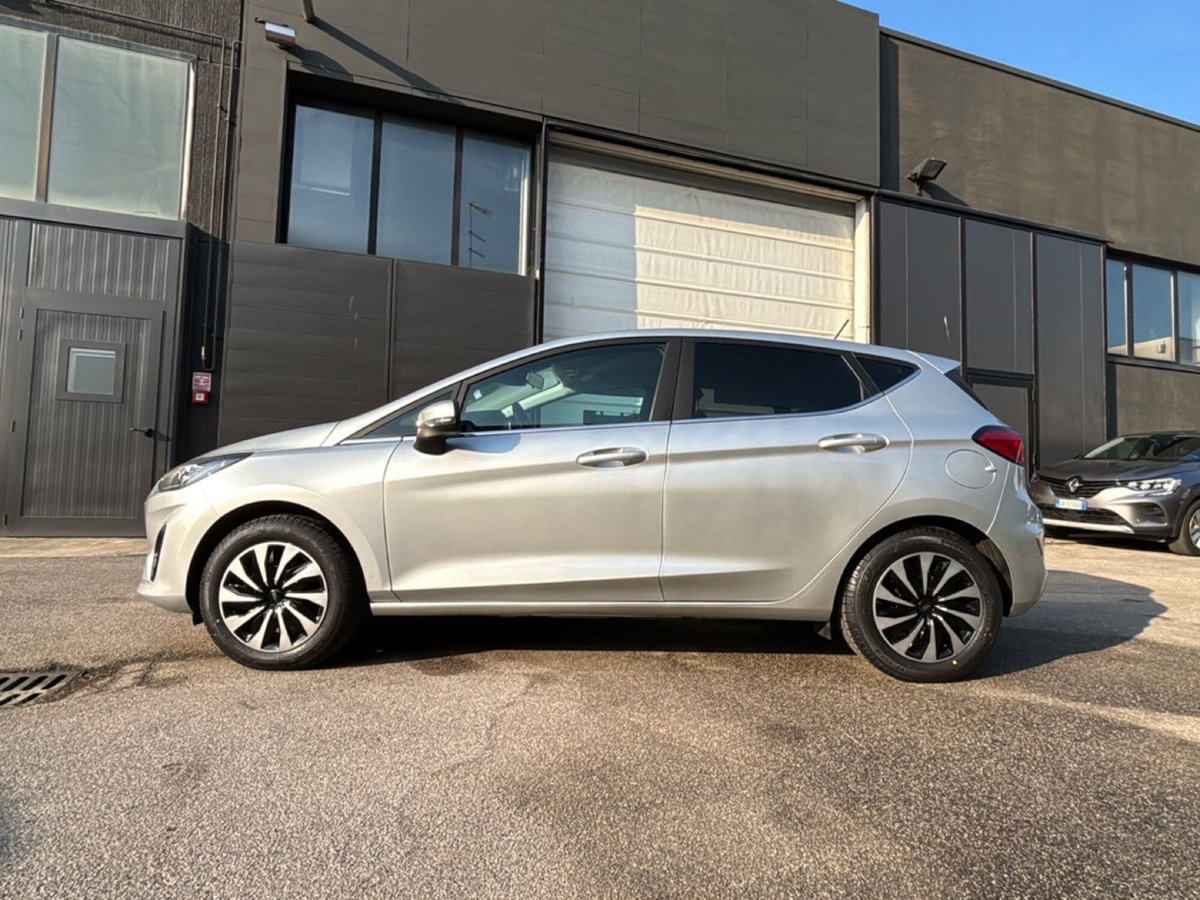Ford Fiesta 1.1 75 CV 5 porte Titanium (5)