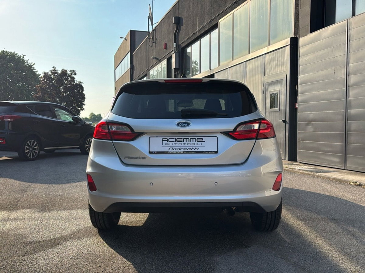Ford Fiesta 1.1 75 CV 5 porte Titanium (8)