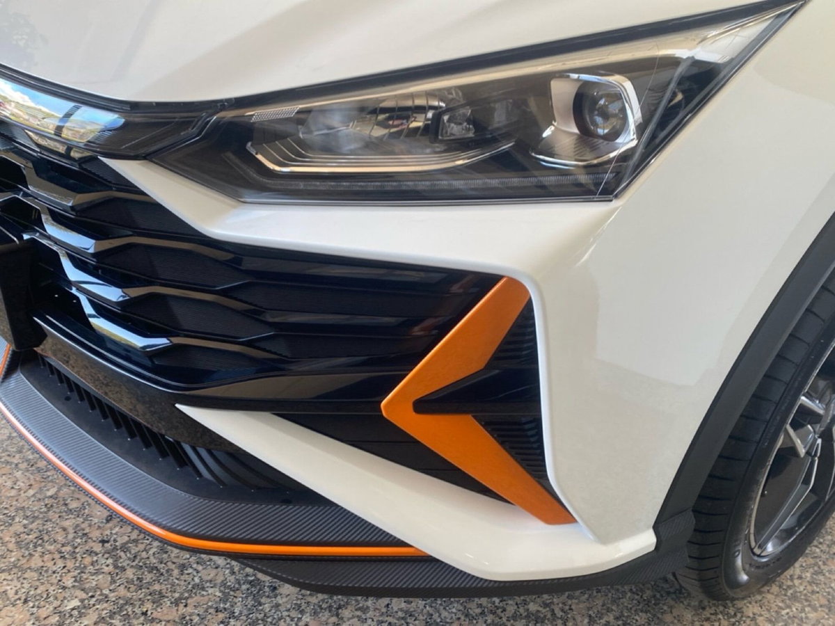 Dongfeng Shine GS  1.5 E1 dct (15)