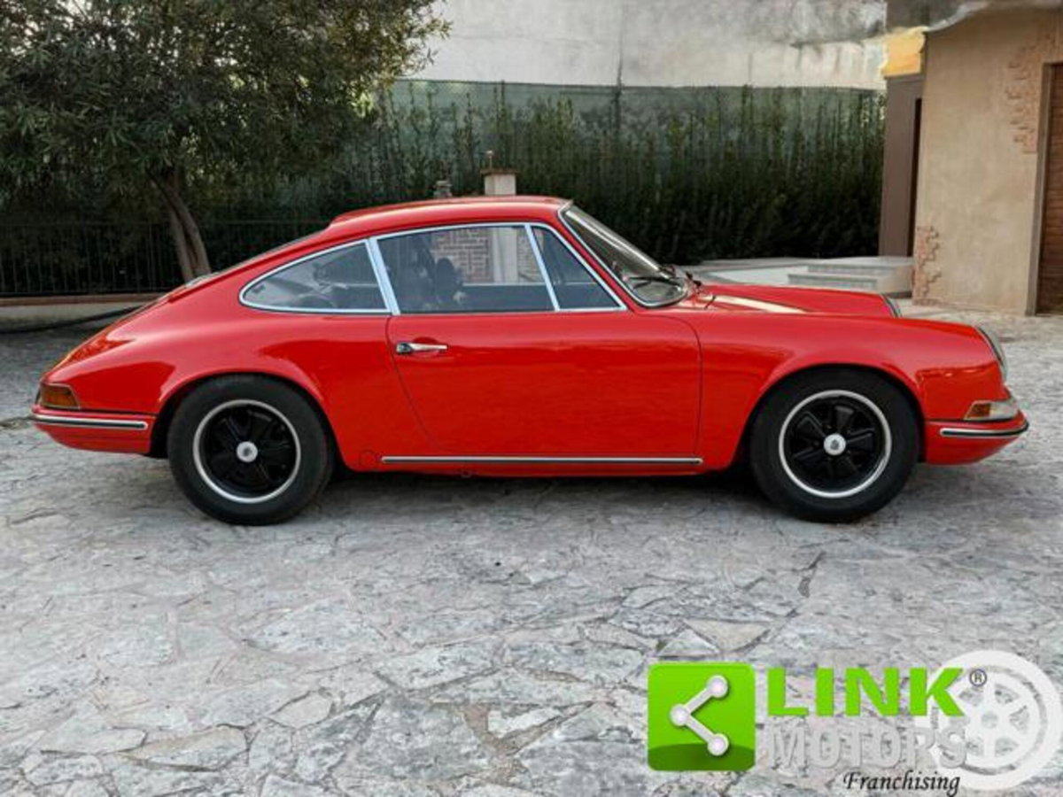 Porsche 911 Coupé 3.0 Carrera T (7)