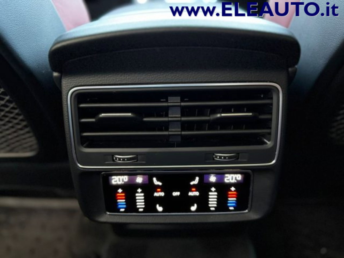 Audi RS Q8 Q8 4.0 mhev quattro tiptronic (16)