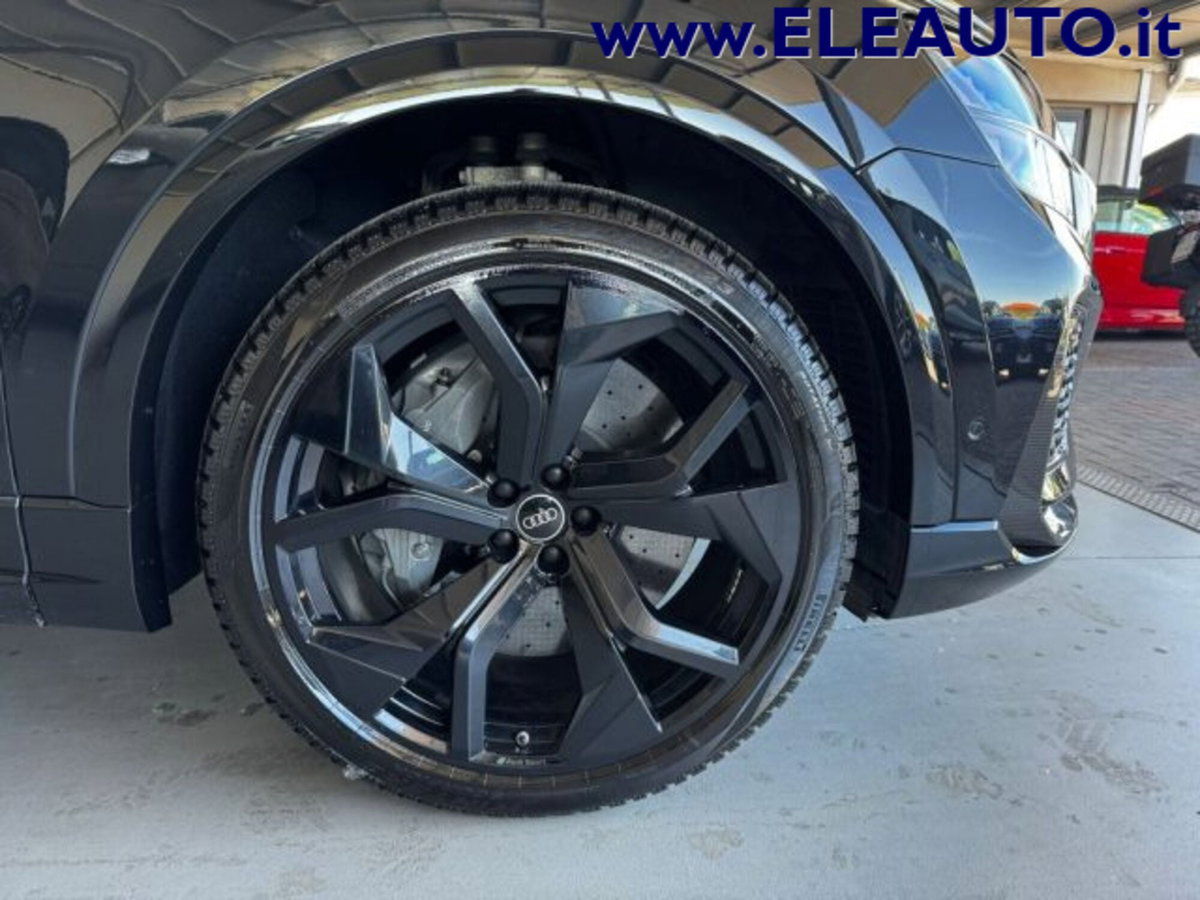Audi RS Q8 Q8 4.0 mhev quattro tiptronic (7)