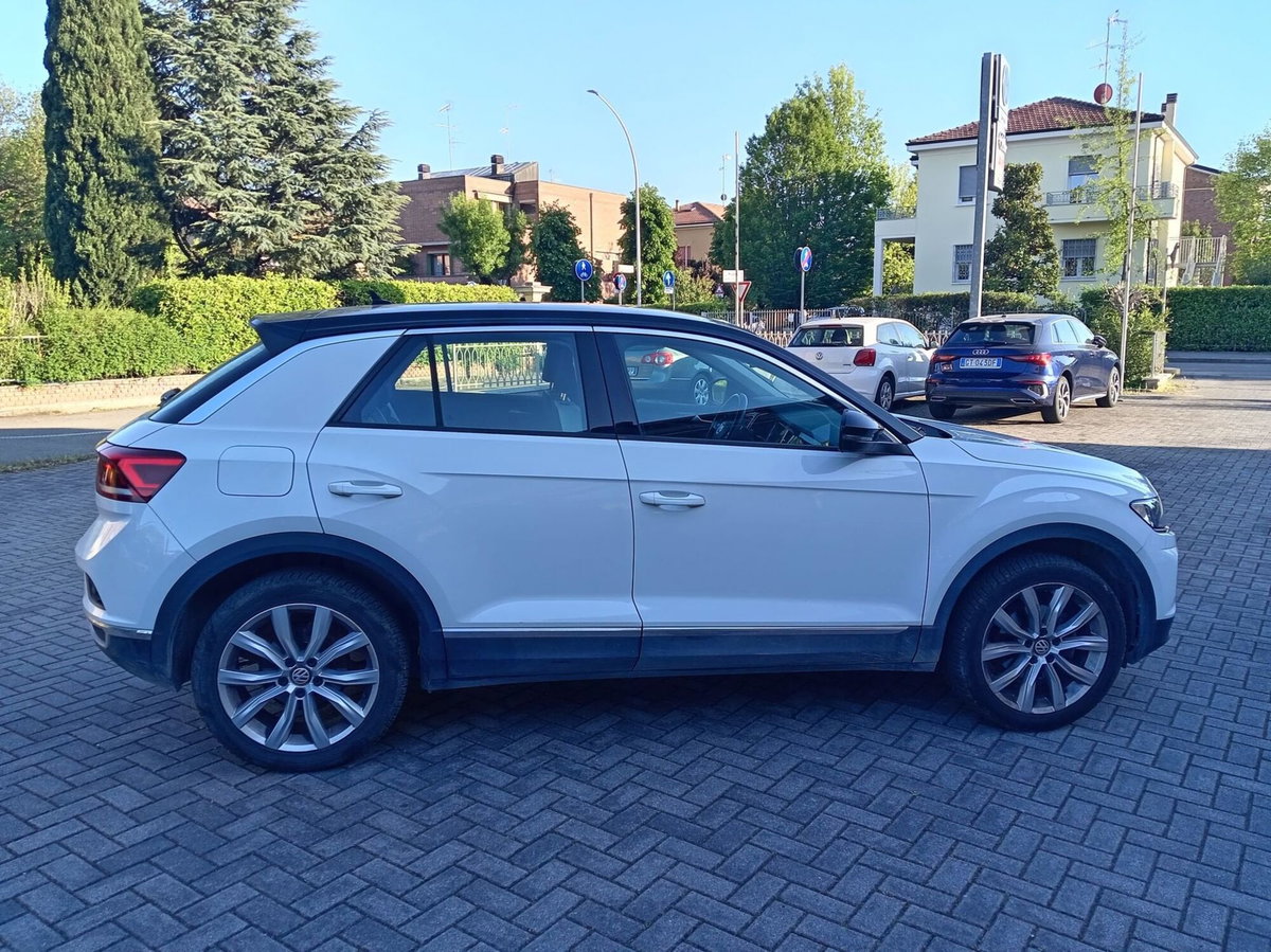 Volkswagen T-Roc 1.6 TDI SCR Advanced BlueMotion Technology (8)
