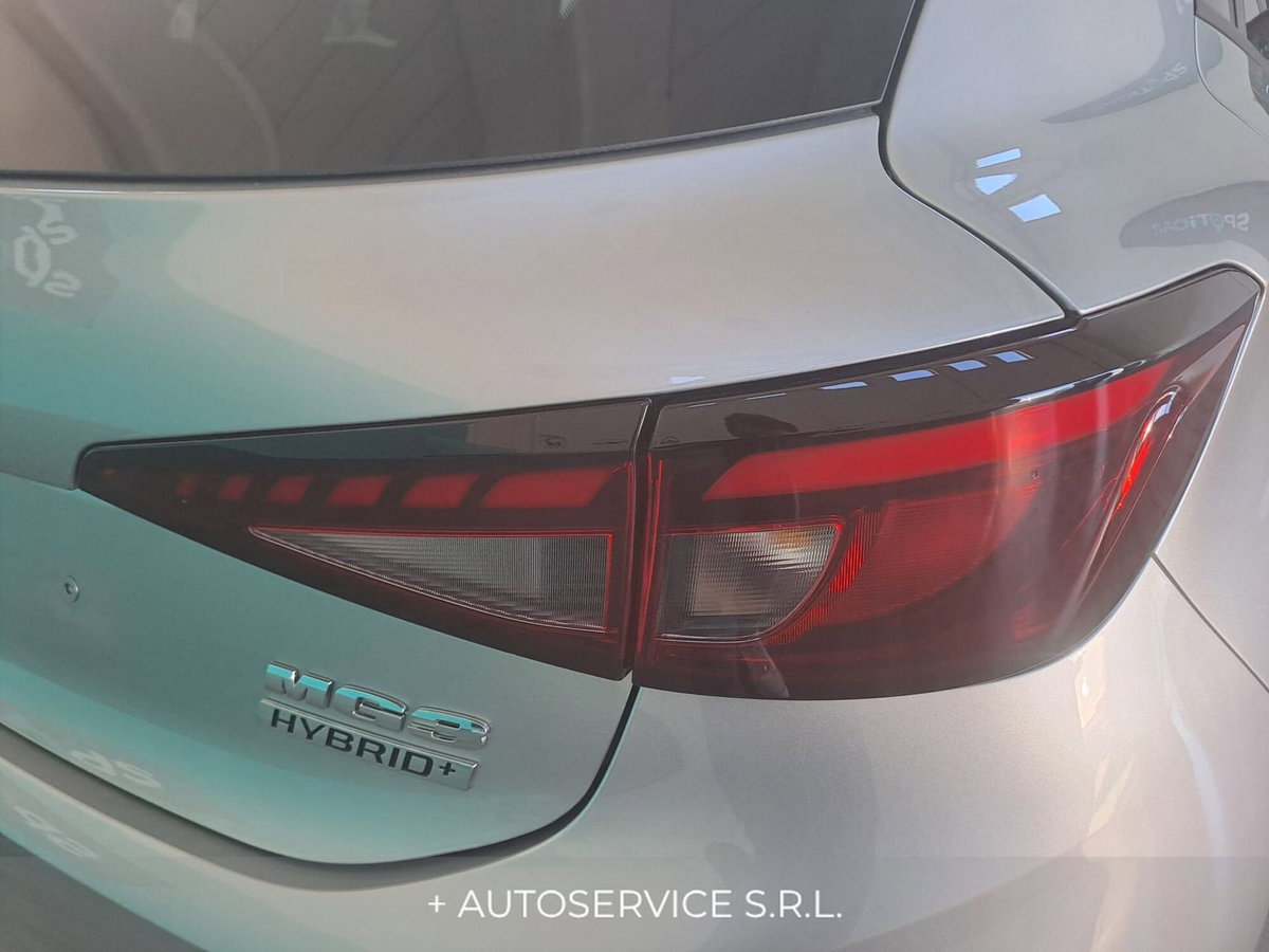Mg MG3 1.5 hybrid+ Luxury auto (17)