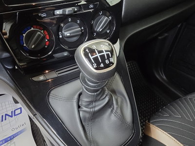 Lancia Ypsilon 1.0 FireFly 5 porte S&S Hybrid Alberta Ferretti (16)