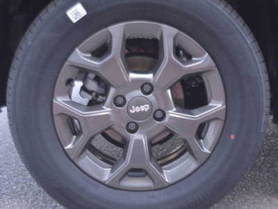 Jeep Avenger 1.2 turbo Longitude fwd 100cv (5)