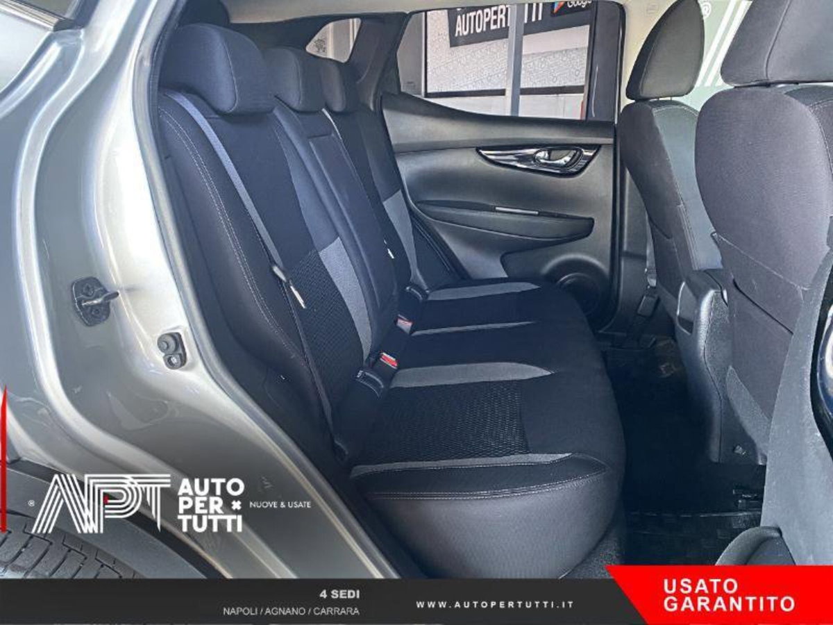 Nissan Qashqai 1.5 dCi 115 CV DCT Business (17)