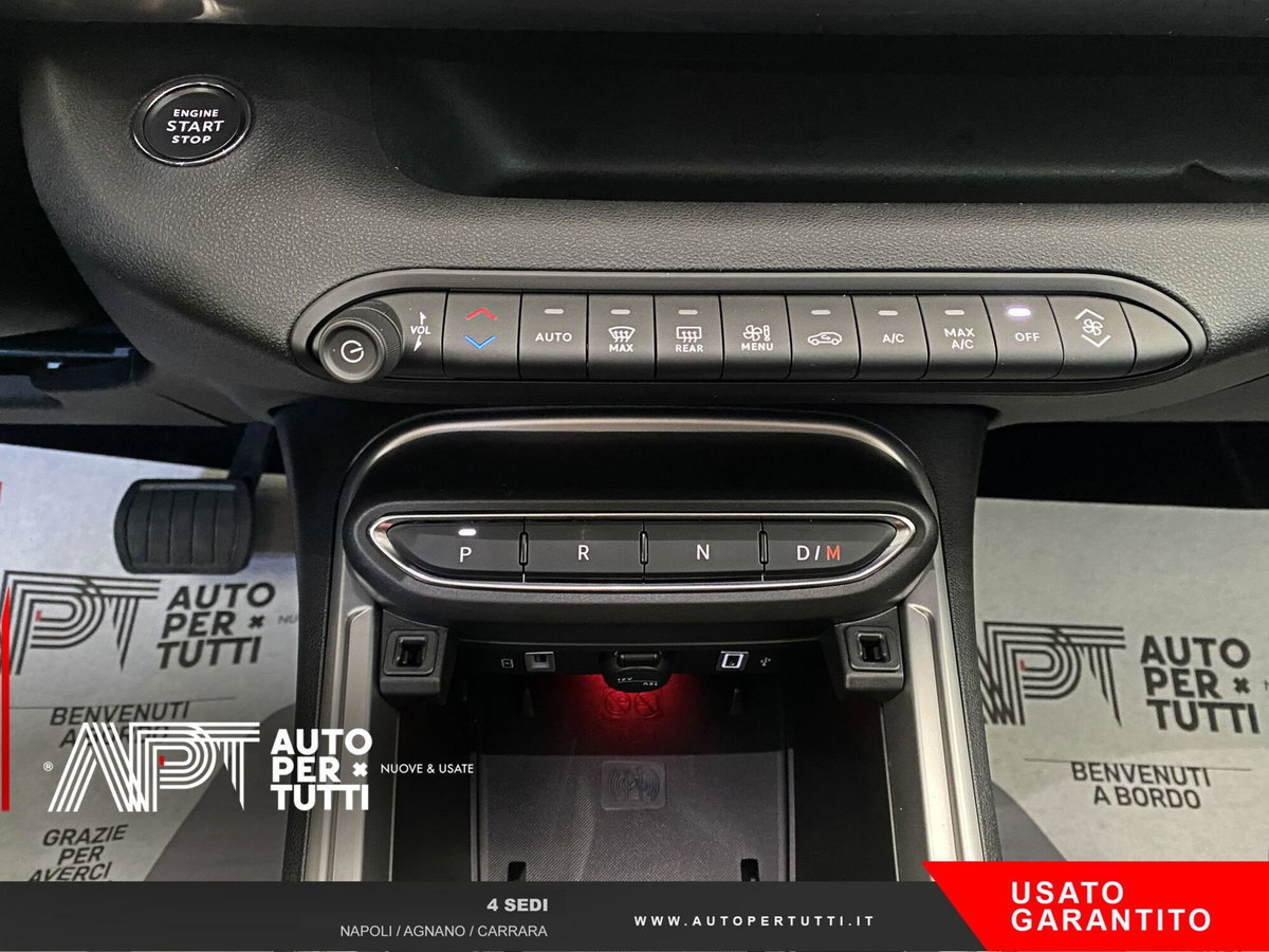 Jeep Avenger 1.2 turbo e-hybrid mhev Summit fwd 110cv edct6 (12)
