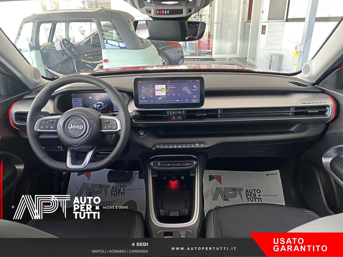 Jeep Avenger 1.2 turbo e-hybrid mhev Summit fwd 110cv edct6 (13)