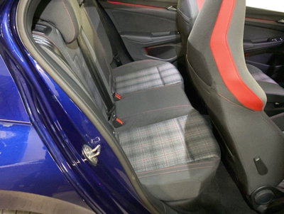 Volkswagen Golf 2.0 TSI GTI (14)