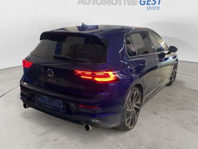 Volkswagen Golf 2.0 TSI GTI (3)