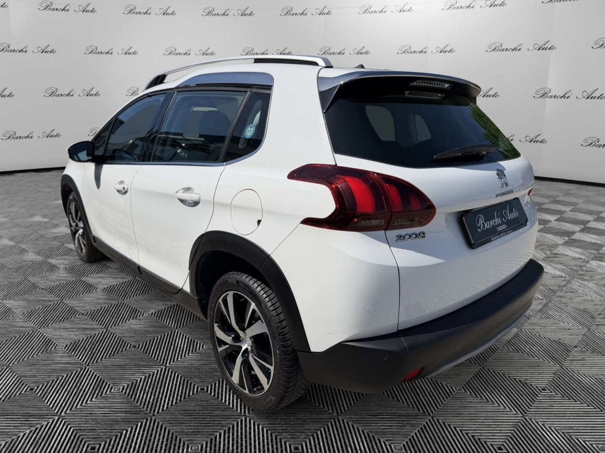 Peugeot 2008 100 S&S Allure (7)