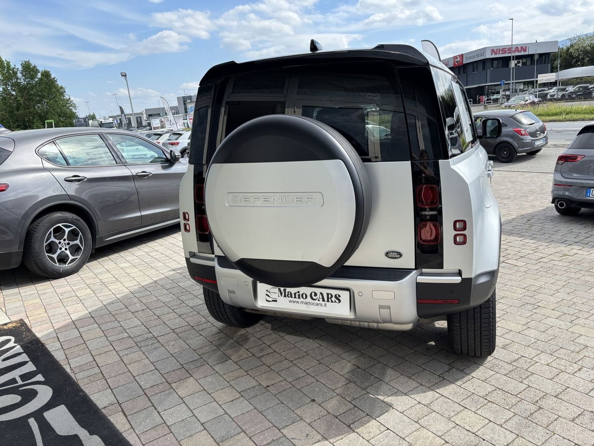 Land Rover Defender 110 2.0 SD4 240CV AWD Auto (5)