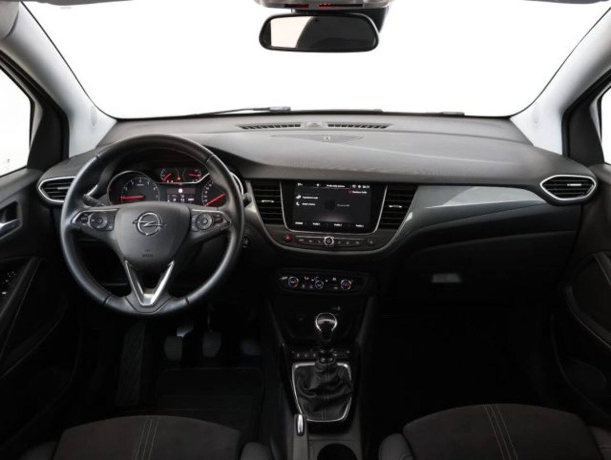 Opel Crossland 1.2 Ultimate s&s 110cv (13)